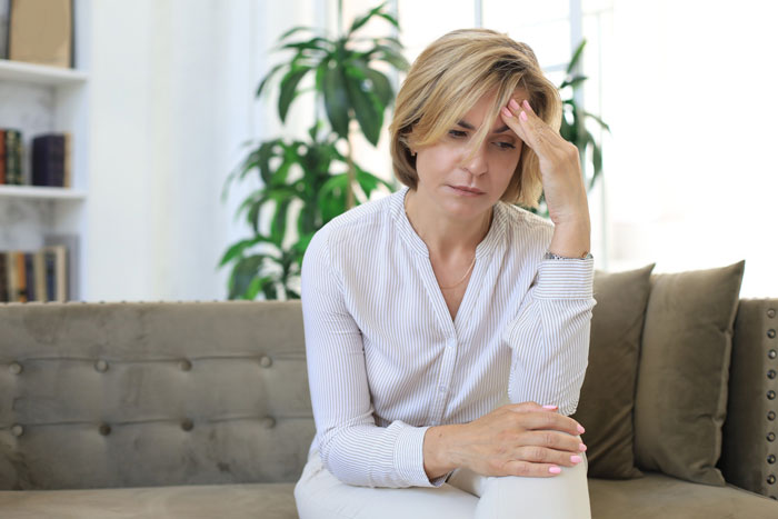 Man Takes A Promotion And Has To Move Countries, Forgets About His Agreement With His Wife Man Takes A Promotion And Has To Move Countries, Forgets About His Agreement With His Wife