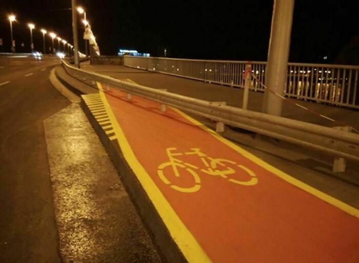 74 People Who Had Exactly One Job And Still Found A Way To Hilariously Mess It Up