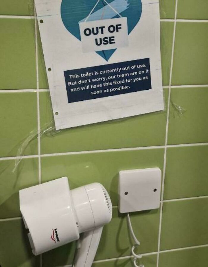 74 People Who Had Exactly One Job And Still Found A Way To Hilariously Mess It Up