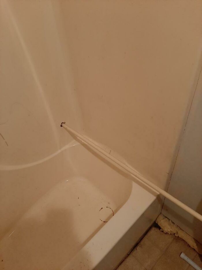74 People Who Had Exactly One Job And Still Found A Way To Hilariously Mess It Up