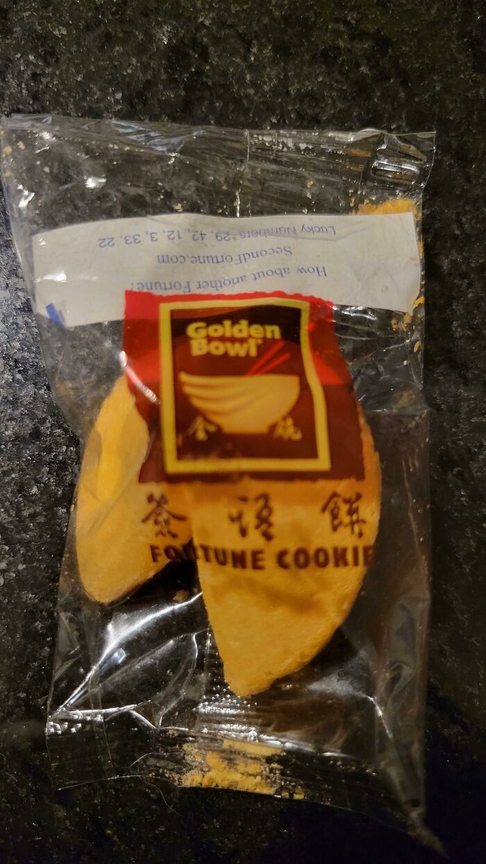 74 People Who Had Exactly One Job And Still Found A Way To Hilariously Mess It Up