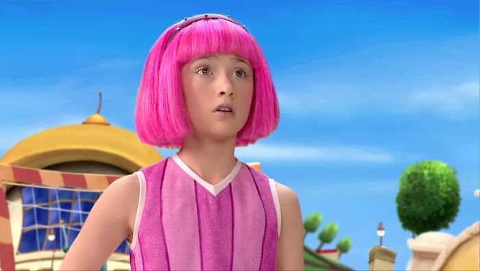 LazyTown&rsquo;s Pink-Haired Stephanie Went From Inspiring Kids On TV To Helping Them In Real Life