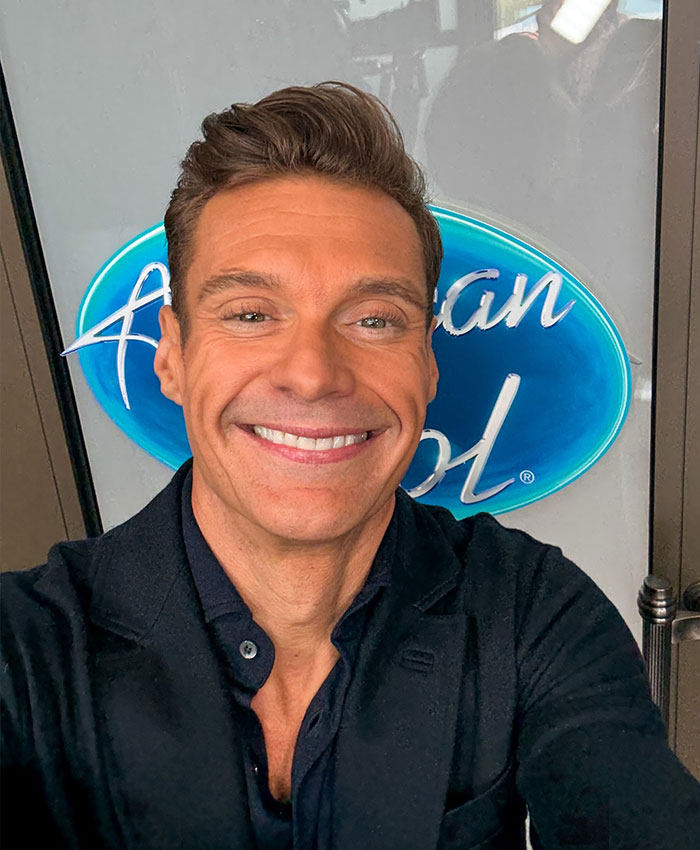 Ryan Seacrest’s Dramatic Transformation Under Intense Scrutiny As Fans Say He Looks Like A ‘Plastic Man’ Ryan Seacrest’s Dramatic Transformation Under Intense Scrutiny As Fans Say He Looks Like A ‘Plastic Man’