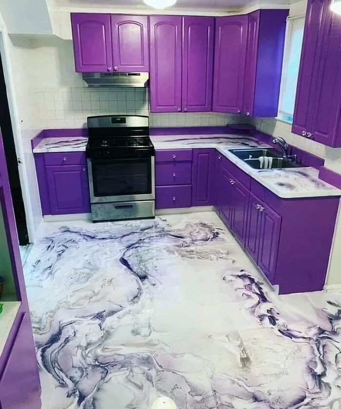 96 Houses Where Someone Clearly Had A Big Vision, But Nobody Stopped To Ask If It Was A Good One