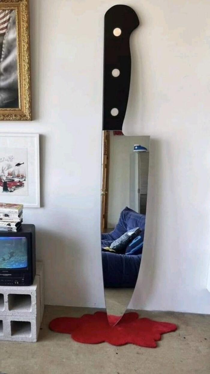 96 Houses Where Someone Clearly Had A Big Vision, But Nobody Stopped To Ask If It Was A Good One