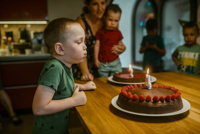 42 Times Entitled Parents Crossed Boundaries And Left People Completely Speechless