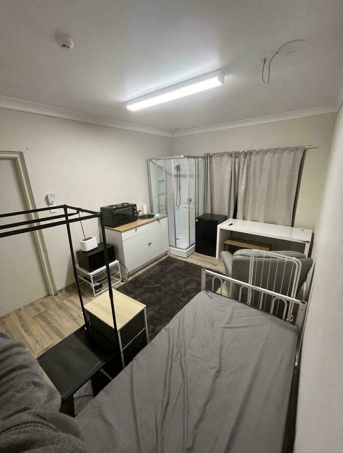75 Renting And Booking Experiences That Had People Regretting Their Decision Almost Immediately 75 Renting And Booking Experiences That Had People Regretting Their Decision Almost Immediately