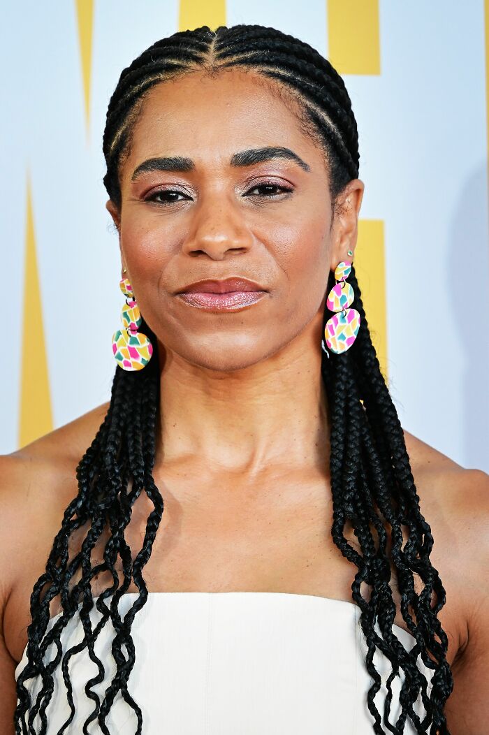 Kelly McCreary: Bio And Career Highlights Kelly McCreary: Bio And Career Highlights