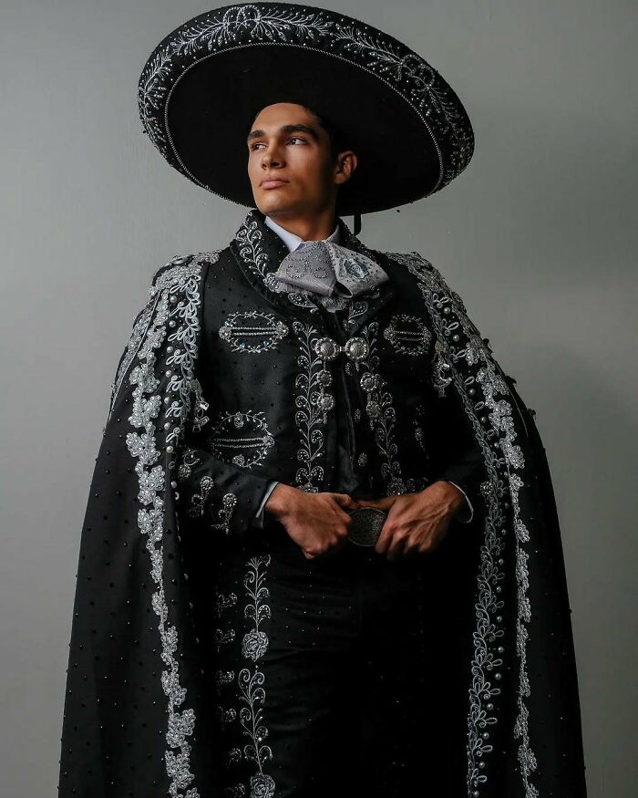 52 Men Wow The World With Wild And Wonderful &ldquo;National Costumes&rdquo; For Mister International 2026
