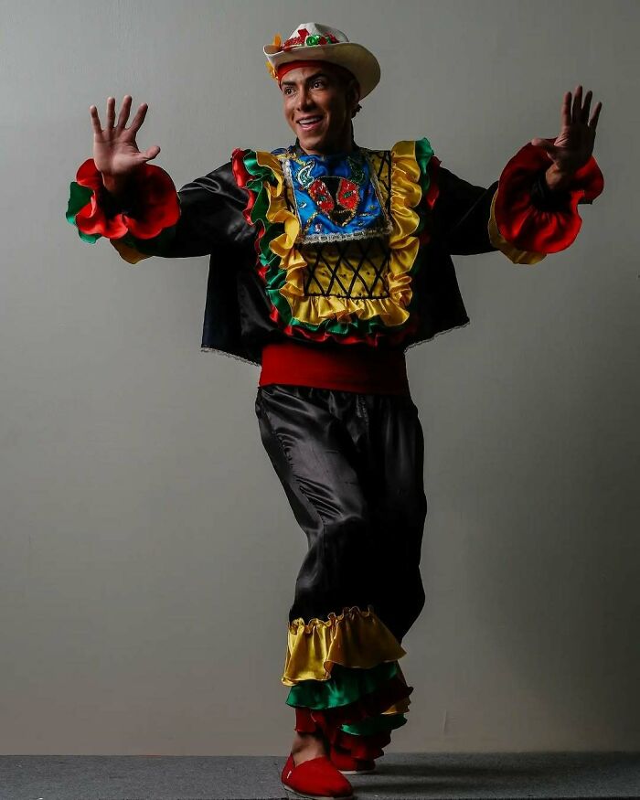 52 Men Wow The World With Wild And Wonderful &ldquo;National Costumes&rdquo; For Mister International 2026