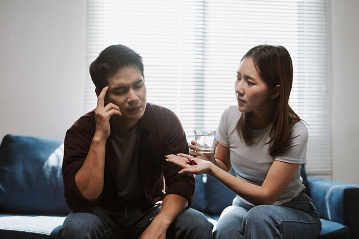 Woman Reads Boyfriend’s Novel, Realizes Something That Forever Changes The Way She Feels About Him Woman Reads Boyfriend’s Novel, Realizes Something That Forever Changes The Way She Feels About Him