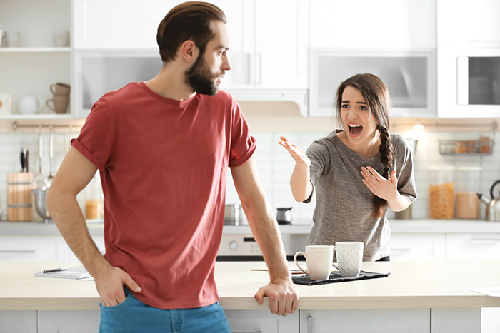 Woman Reads Boyfriend’s Novel, Realizes Something That Forever Changes The Way She Feels About Him Woman Reads Boyfriend’s Novel, Realizes Something That Forever Changes The Way She Feels About Him