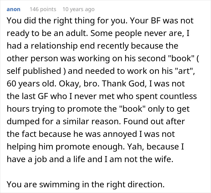 Woman Reads Boyfriend’s Novel, Realizes Something That Forever Changes The Way She Feels About Him Woman Reads Boyfriend’s Novel, Realizes Something That Forever Changes The Way She Feels About Him