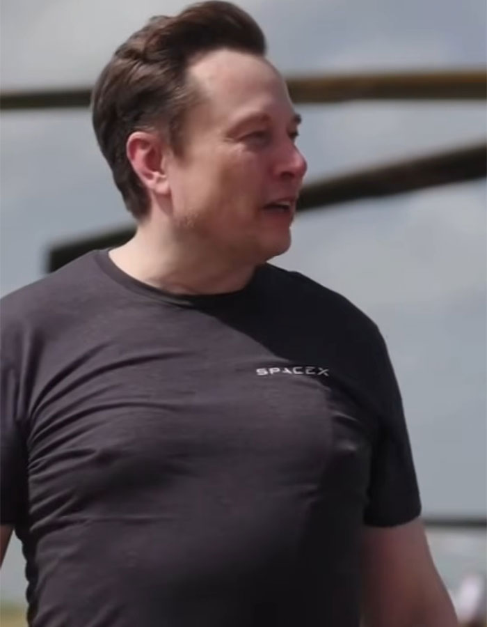 “Looks Like Scoliosis”: Elon Musk’s Recent Spaceport Visit Sparks Theories After Fans Notice Something Off “Looks Like Scoliosis”: Elon Musk’s Recent Spaceport Visit Sparks Theories After Fans Notice Something Off