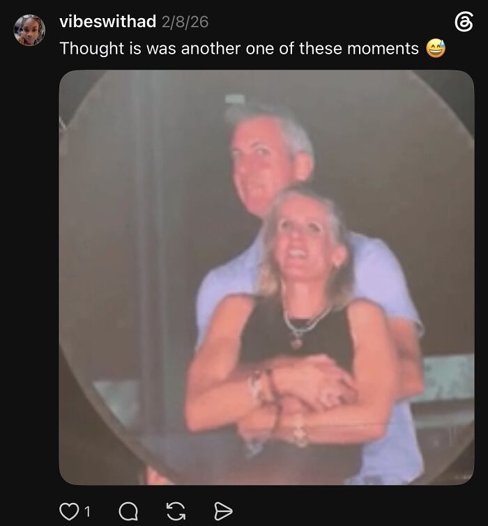 32YO Woman’s Innocent Photo With Her Husband Goes Viral For Totally Unexpected Reason 32YO Woman’s Innocent Photo With Her Husband Goes Viral For Totally Unexpected Reason