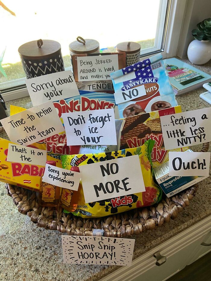 93 Husbands Post The Ridiculous, Cute Or Unhinged Things Their Wives Do 93 Husbands Post The Ridiculous, Cute Or Unhinged Things Their Wives Do