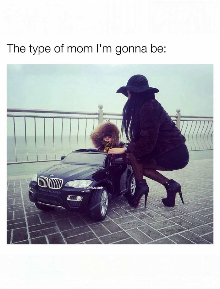 80 Funny Memes About The Weirdly Specific Realities Of Being A Woman