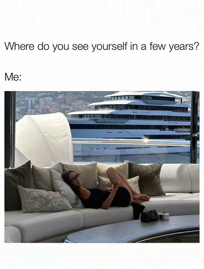 80 Funny Memes About The Weirdly Specific Realities Of Being A Woman