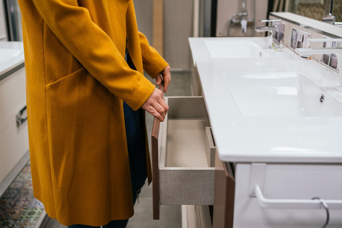 57 Unsettling And Creepy Things People Did To A Partner That They Never Plan To Confess To