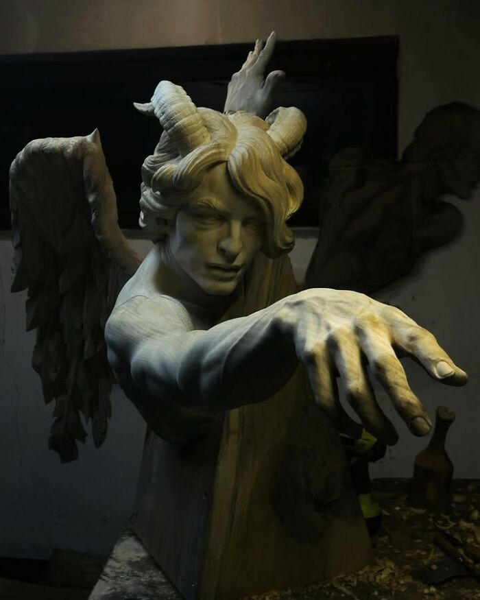This Polish Artist Turns Blocks Of Wood Into Incredibly Lifelike Sculptures (30 Pics)
