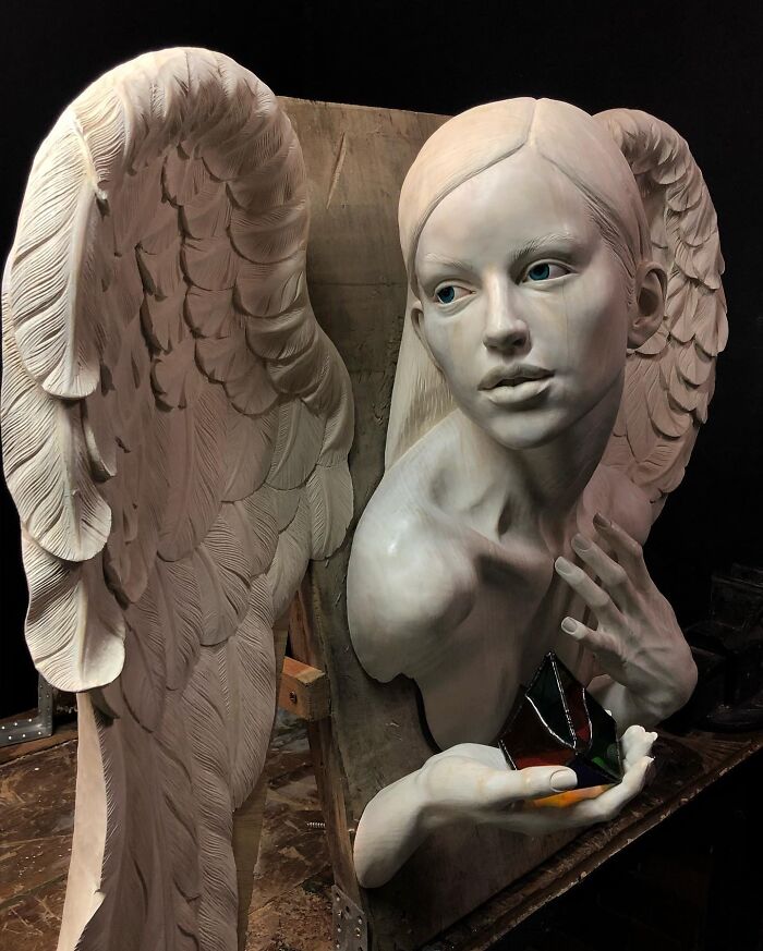 This Polish Artist Turns Blocks Of Wood Into Incredibly Lifelike Sculptures (30 Pics)