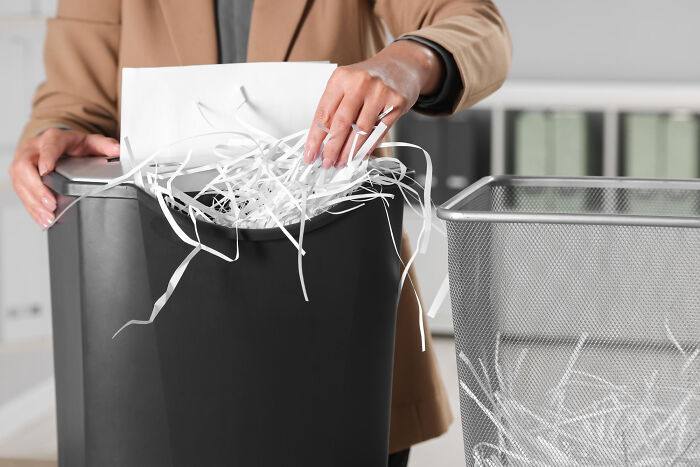 People Are Cracking Up At These 70 Painfully Embarrassing Things That Happened At Work People Are Cracking Up At These 70 Painfully Embarrassing Things That Happened At Work