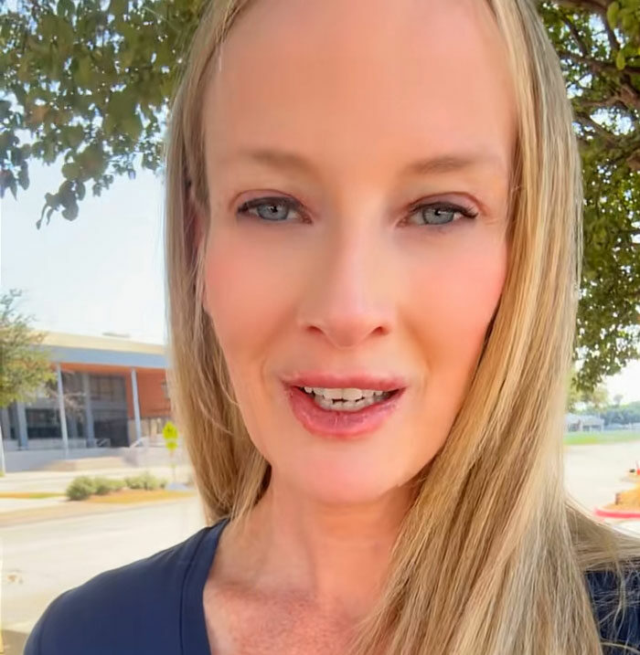Daughter Defends 81-Year-Old Dad After GoFundMe Cancels His $745K Cancer Fundraiser Daughter Defends 81-Year-Old Dad After GoFundMe Cancels His $745K Cancer Fundraiser