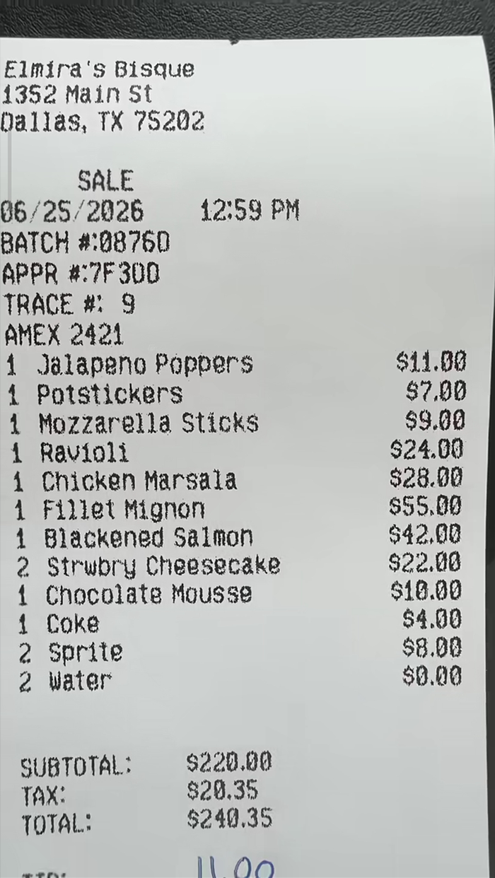 Friend Group Spends Over $200 On Food And Infuriates Their Server With What They Thought Was A Normal Tip Friend Group Spends Over $200 On Food And Infuriates Their Server With What They Thought Was A Normal Tip