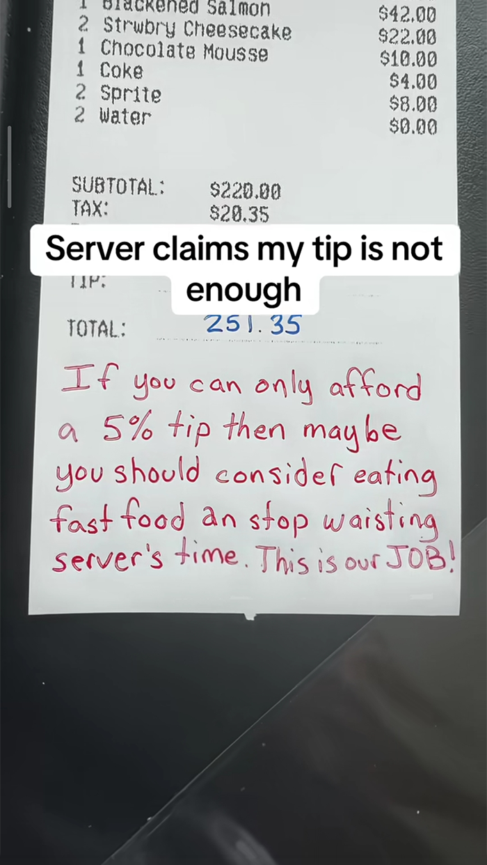 Friend Group Spends Over $200 On Food And Infuriates Their Server With What They Thought Was A Normal Tip Friend Group Spends Over $200 On Food And Infuriates Their Server With What They Thought Was A Normal Tip