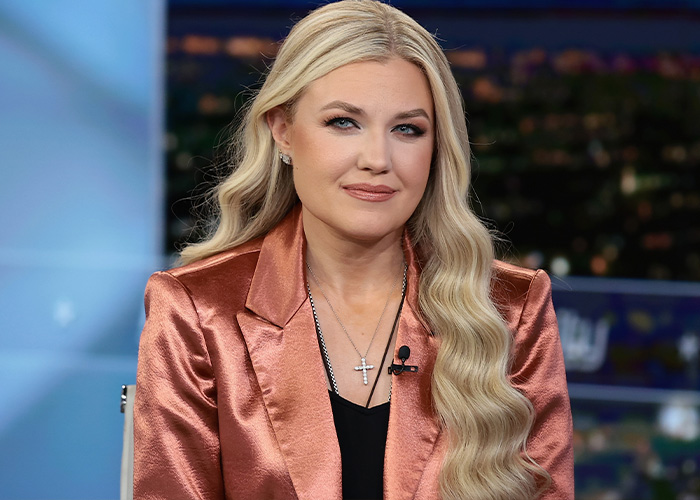“Whole Scene Is Disturbing”: Subtle Details In New Erika Kirk Photo Spark Theories Of “Subliminal Messaging” “Whole Scene Is Disturbing”: Subtle Details In New Erika Kirk Photo Spark Theories Of “Subliminal Messaging”