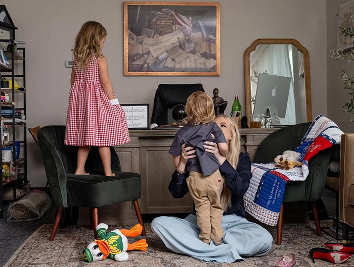 “Whole Scene Is Disturbing”: Subtle Details In New Erika Kirk Photo Spark Theories Of “Subliminal Messaging” “Whole Scene Is Disturbing”: Subtle Details In New Erika Kirk Photo Spark Theories Of “Subliminal Messaging”