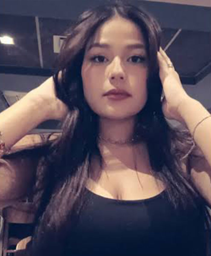 Mother Agreed To Her 22YO Daughter Dating Her Boss, Weeks Later She Received A Call No Parent Would Ever Want Mother Agreed To Her 22YO Daughter Dating Her Boss, Weeks Later She Received A Call No Parent Would Ever Want