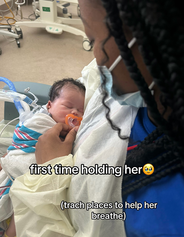Pregnant Woman Goes For Routine Scan, Then Hears A Terrifying Two-Word Diagnosis