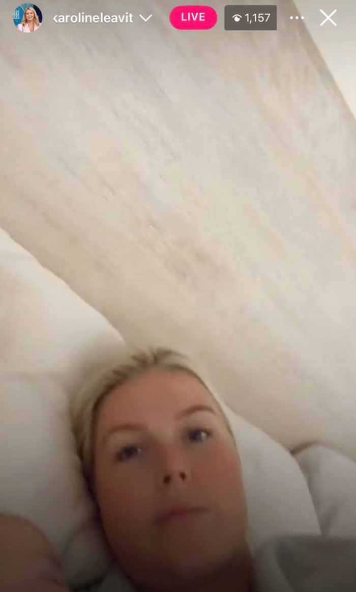 People Convinced Karoline Leavitt’s Bedroom Blunder Was Attack On Trump As They Point Out Suspicious Details