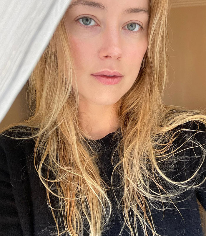 Amber Heard’s New Spain Photo After Fleeing Hollywood And Changing Her Name Has Fans Zooming In On One Detail Amber Heard’s New Spain Photo After Fleeing Hollywood And Changing Her Name Has Fans Zooming In On One Detail