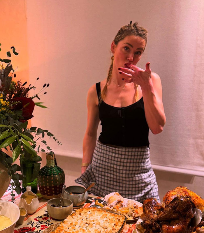Amber Heard’s New Spain Photo After Fleeing Hollywood And Changing Her Name Has Fans Zooming In On One Detail Amber Heard’s New Spain Photo After Fleeing Hollywood And Changing Her Name Has Fans Zooming In On One Detail