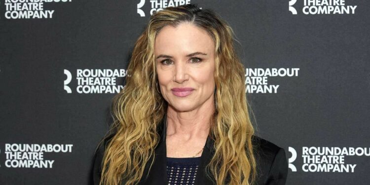 American actress Juliette Lewis American actress Juliette Lewis