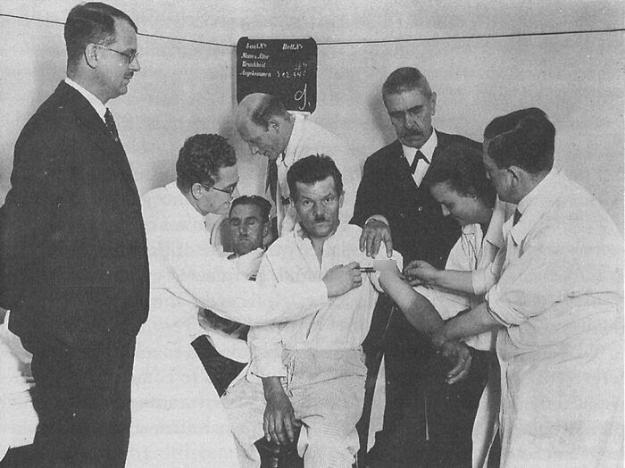 40 Fascinating Medical History Stories That Reveal How Much Medicine Has Changed 40 Fascinating Medical History Stories That Reveal How Much Medicine Has Changed