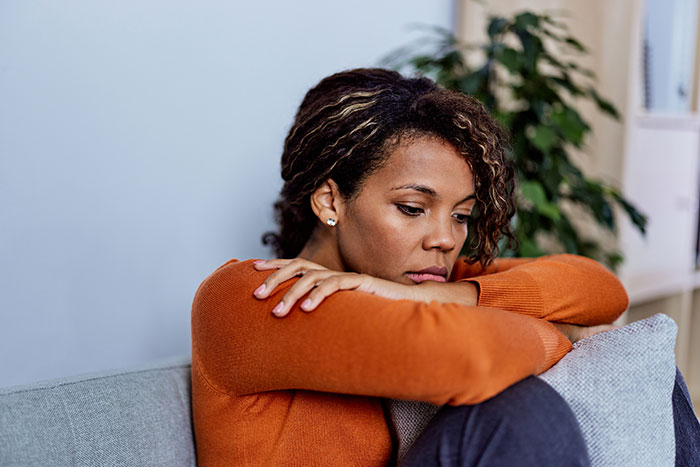 Pregnant Sister Furious That Woman Won’t Take Her And Her 6 Kids In