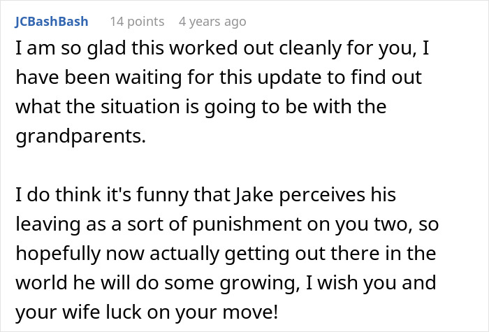 Grown Man Hates Doing Laundry, Doesn’t Understand Why His Family Calls Him Out On His Stinky Clothes Grown Man Hates Doing Laundry, Doesn’t Understand Why His Family Calls Him Out On His Stinky Clothes