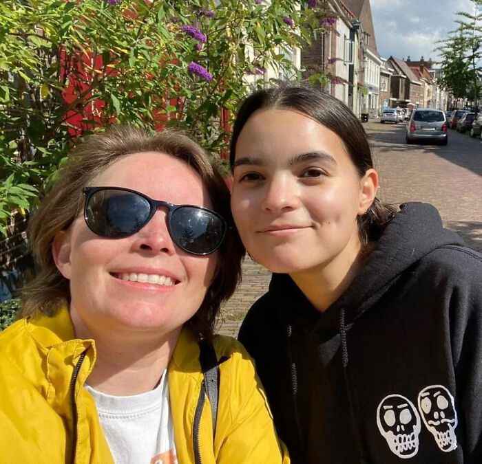 Hollywood Star’s Real-Life Appearance Stuns After Netizens Point Out Stark Contrast From Her Breakout Role Hollywood Star’s Real-Life Appearance Stuns After Netizens Point Out Stark Contrast From Her Breakout Role
