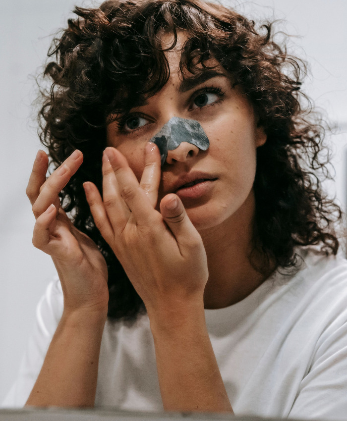 Dermatologist Warns Squeezing Black Spots On Your Nose Is A Serious Mistake Because They’re Not What You Think Dermatologist Warns Squeezing Black Spots On Your Nose Is A Serious Mistake Because They’re Not What You Think