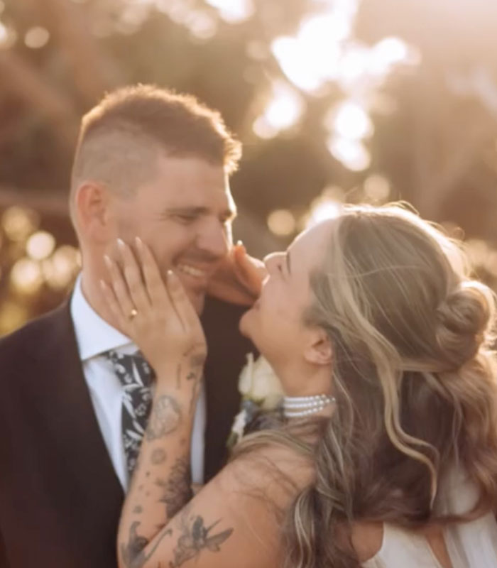 “I’d Have Cancelled The Wedding”: Groom Hit With Furious Backlash After Mortifying Ceremony Blunder