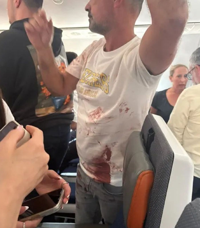 Chilling New Details Emerge After Co-Pilot Stabbed Pilot Mid-Flight, As ‘Hero’ Passenger Breaks Silence