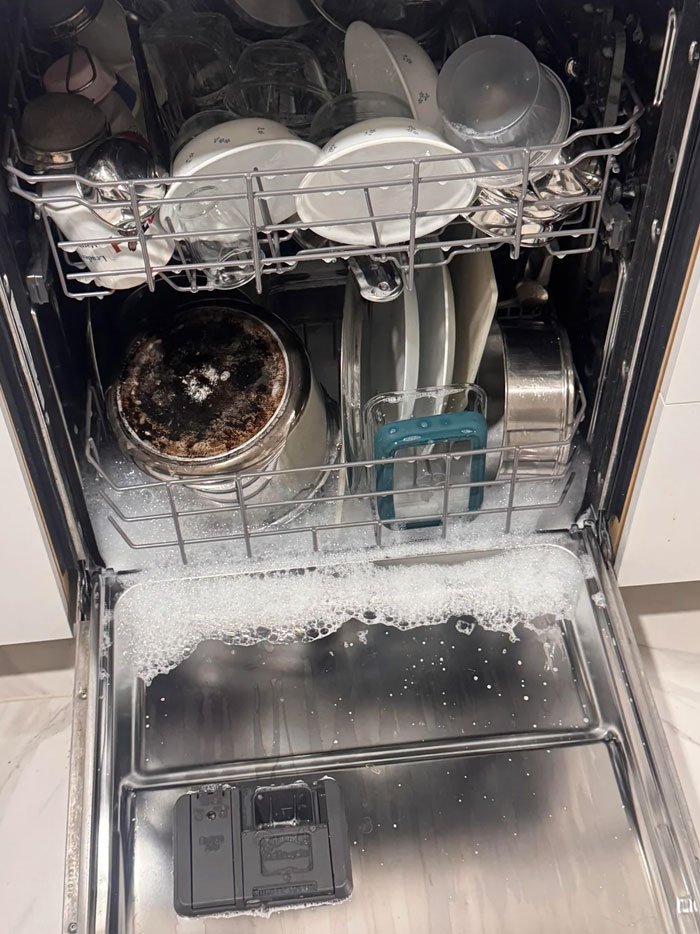74 People Who Are Probably Having A Day Way Worse Than Yours 74 People Who Are Probably Having A Day Way Worse Than Yours