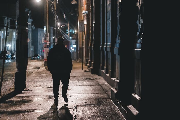 39 Creepy, Scary And Weird Things That Only Happen When People Work During The Night