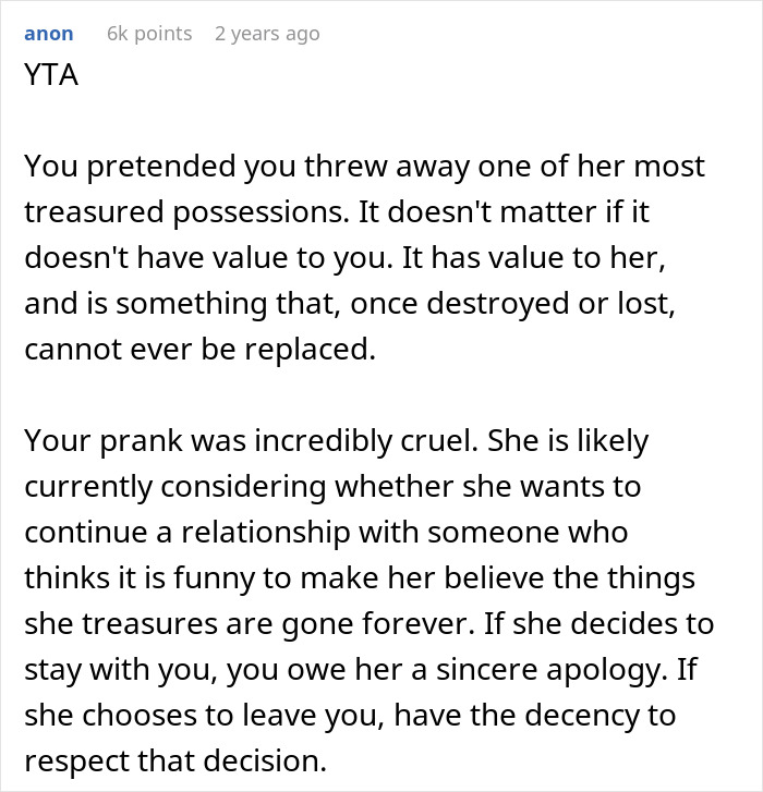 Man Comes To The Internet To Complain About GF&rsquo;s Attachment To Her Blanket, She Gives A Savage Response