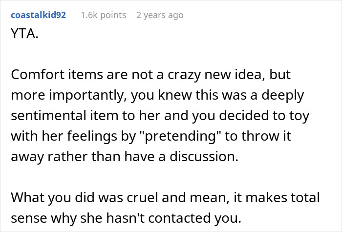 Man Comes To The Internet To Complain About GF&rsquo;s Attachment To Her Blanket, She Gives A Savage Response