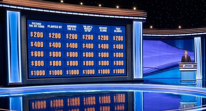 “Can You Survive The Real Jeopardy Quiz?”: Test Your Strength In 15 &lsquo;90s Movie Questions