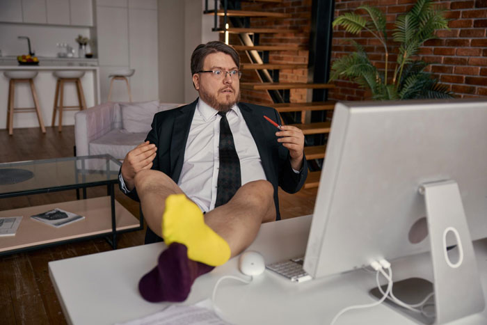 Boss Is Furious When Employee Productivity Check Includes His Own Browsing History Which Is &ldquo;Spectacular&rdquo;